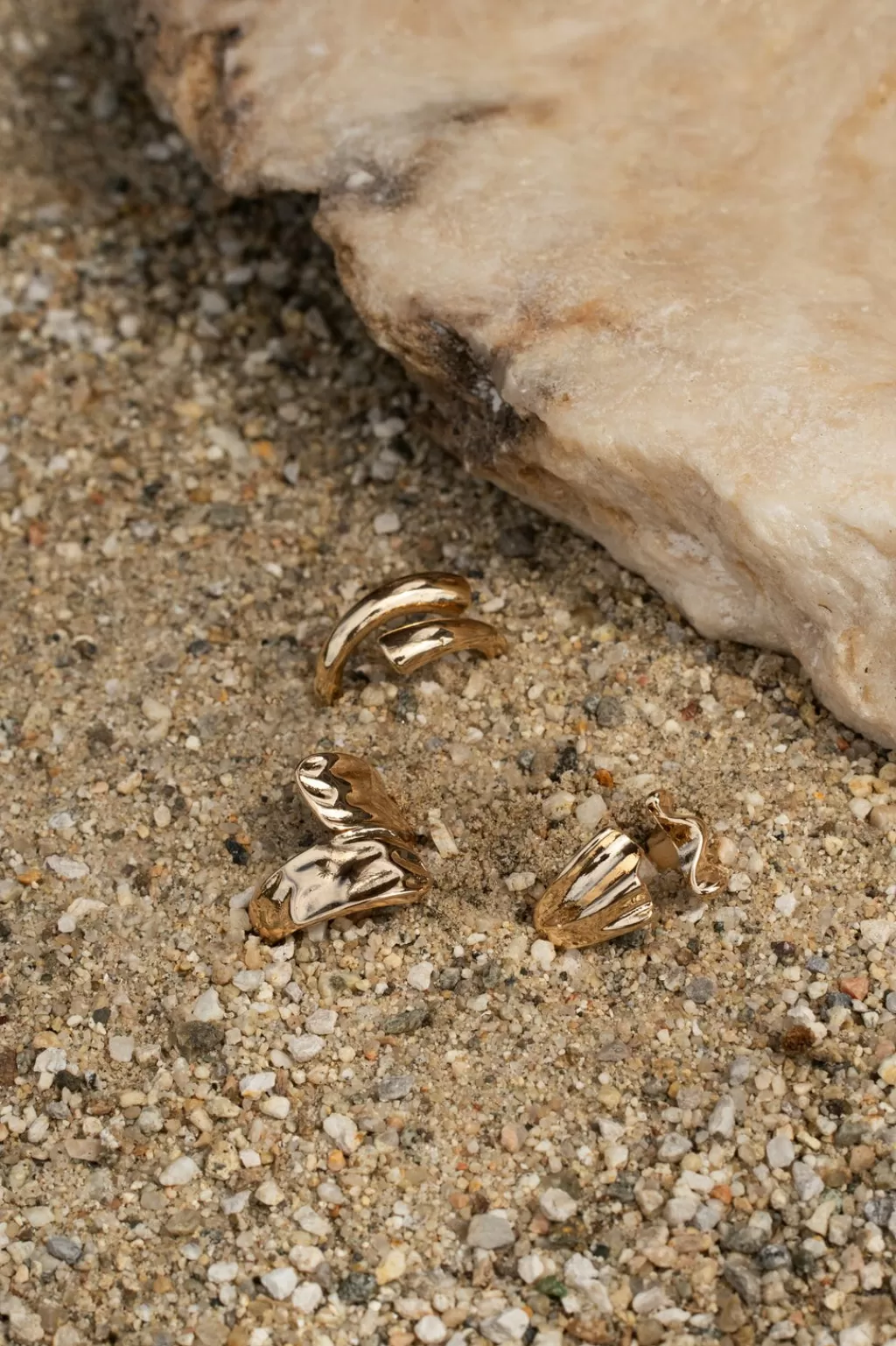 Nature'S Runway*JLUXLABEL Gold Lis Ring Set